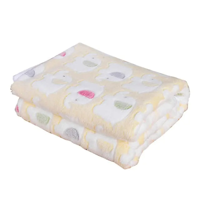 Universal Pet Blanket for All Seasons - Coral Fleece