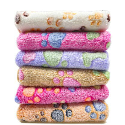 Universal Pet Blanket for All Seasons - Coral Fleece