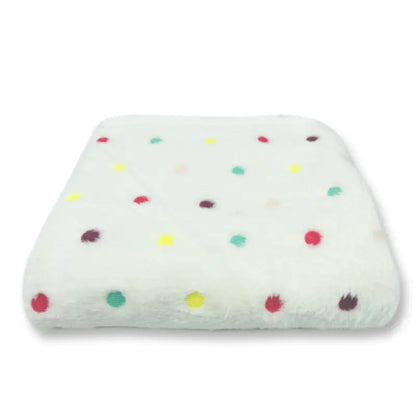 Universal Pet Blanket for All Seasons - Coral Fleece