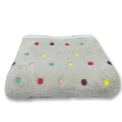 Universal Pet Blanket for All Seasons - Coral Fleece